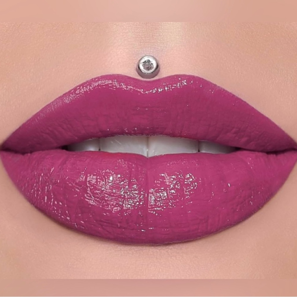 Jeffree Star Supreme Gloss MORE THAN FRIENDS new in box